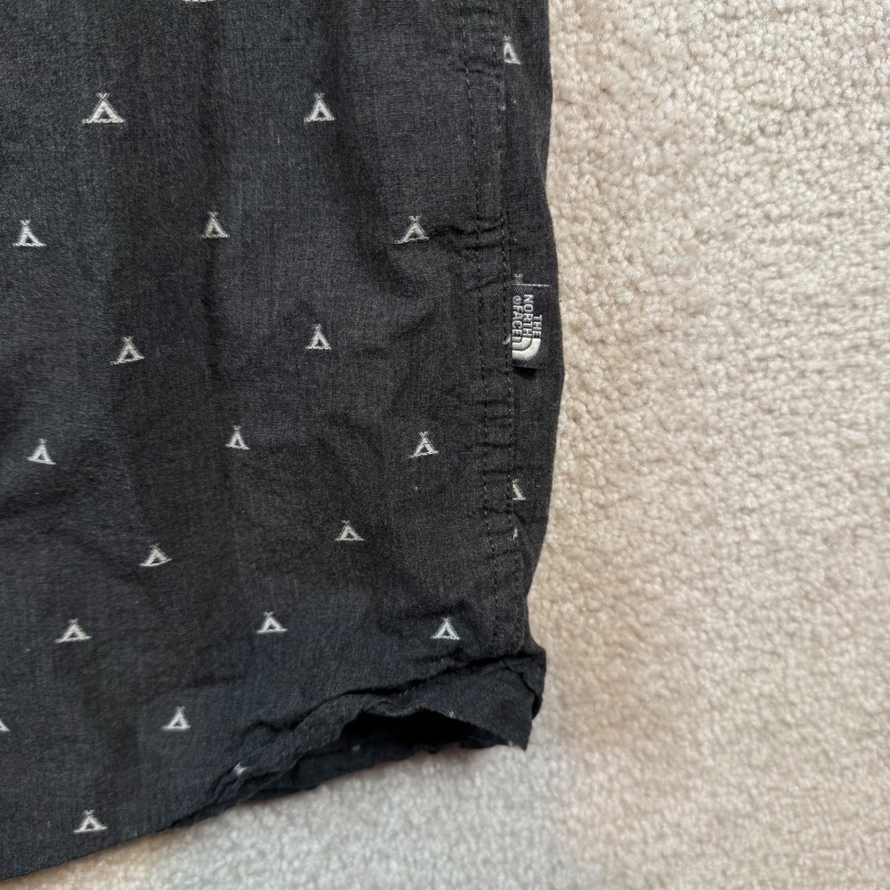 The North Face Button Down Shirt Men Large Grey Short Sleeve Tent Print - Picture 4 of 7